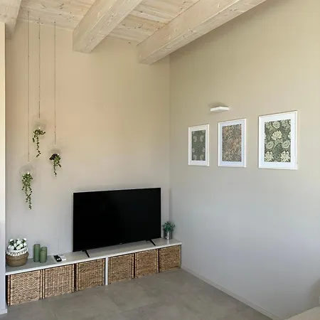 Podere Mantignano فينْتْسا